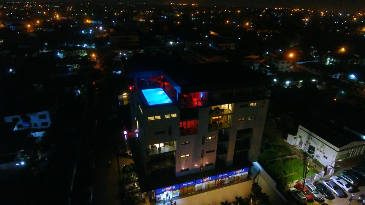 Suncity Hotel Apartment Аккра Экстерьер фото