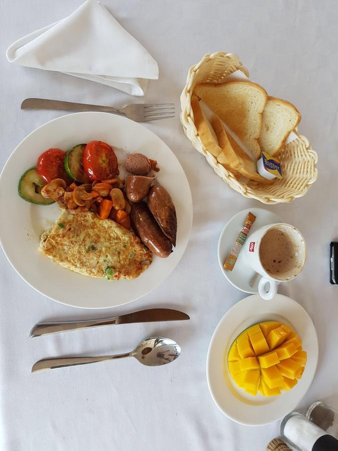 Suncity Hotel Apartment Аккра Экстерьер фото