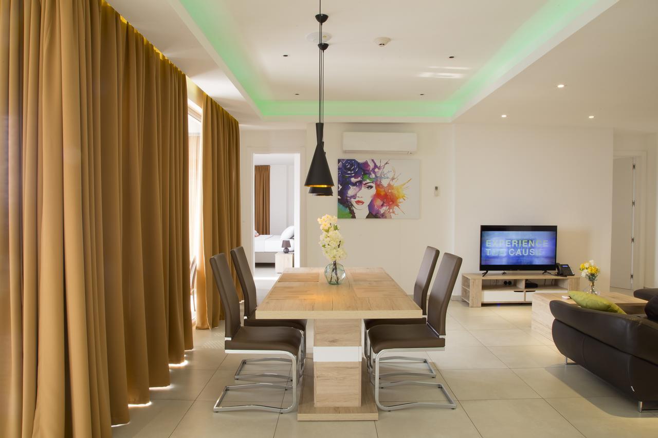 Suncity Hotel Apartment Аккра Экстерьер фото